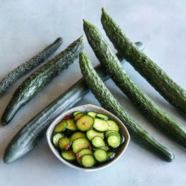 100 China Jade Cucumber Non GMOs Vegetable Seeds